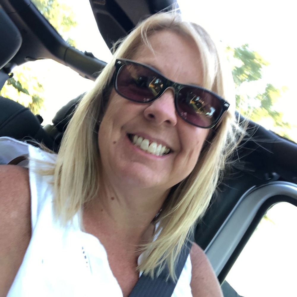 Meet your Posher, Christina
